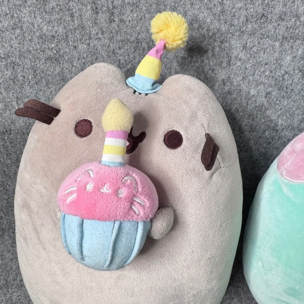 Pusheen the Cat Plush Bundle Birthday Cupcake & Mint Frog Costume‎ 9 inches